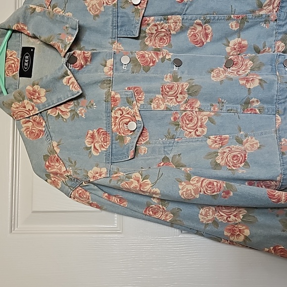 Floral Denim Jacket - Picture 4 of 6